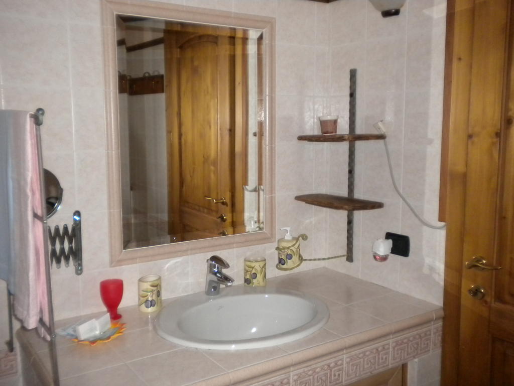 La Carbonara 6 Bed & Breakfast Bardolino Bagian luar foto